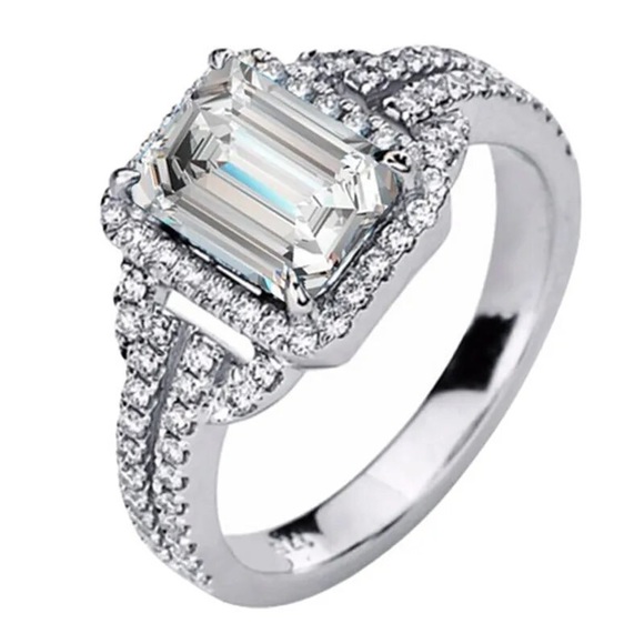 Trendy Rectangle Cut Zircon Engagement Ring - Picture 4 of 4